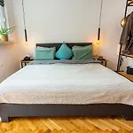 Sofia Downtown Boutique Apartment
