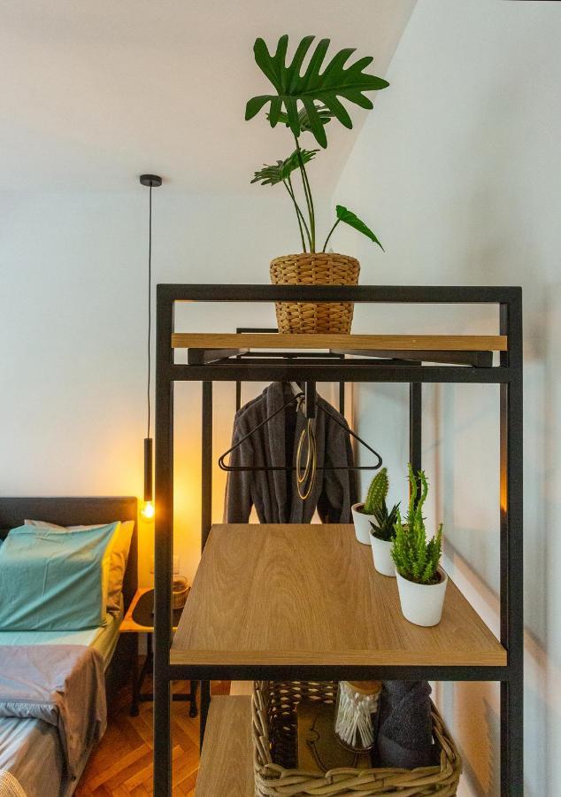 Downtown Boutique Apartment *